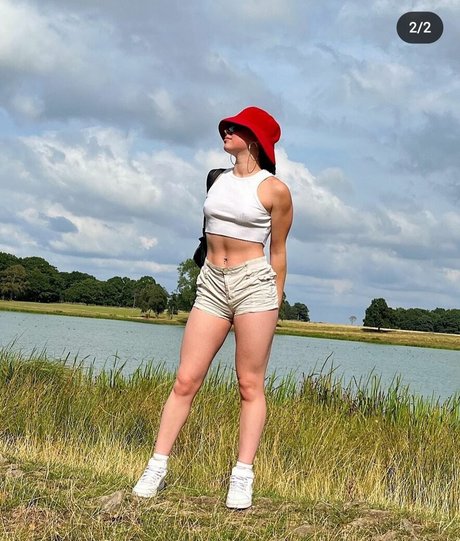 Foto desnuda filtrada de OnlyFans de Chloe Hodgson