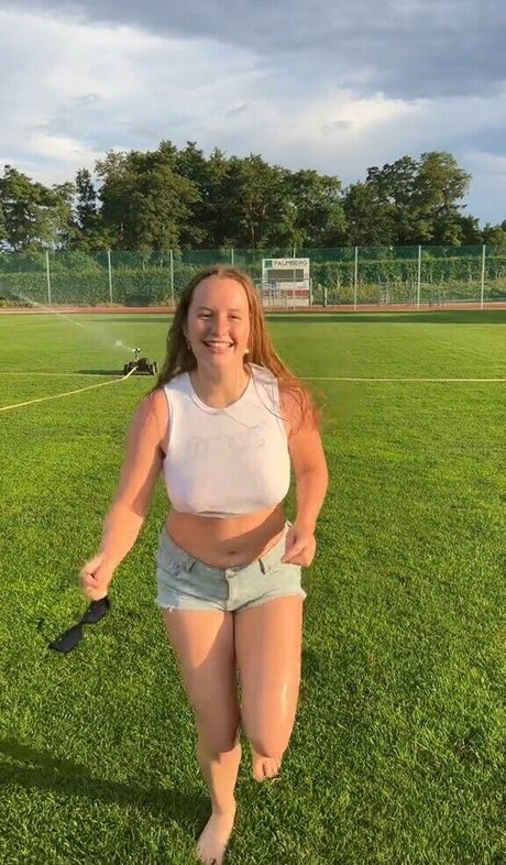 Foto desnuda filtrada de OnlyFans de Kaja Mood