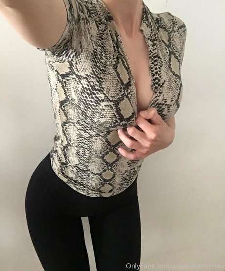 Foto desnuda filtrada de OnlyFans de Julianawantsromeo