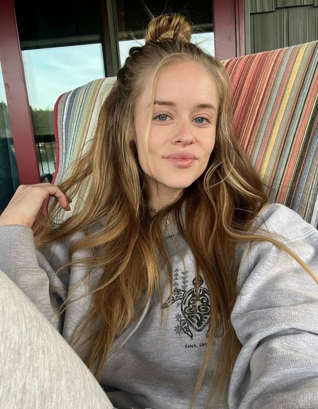 Laurenann77