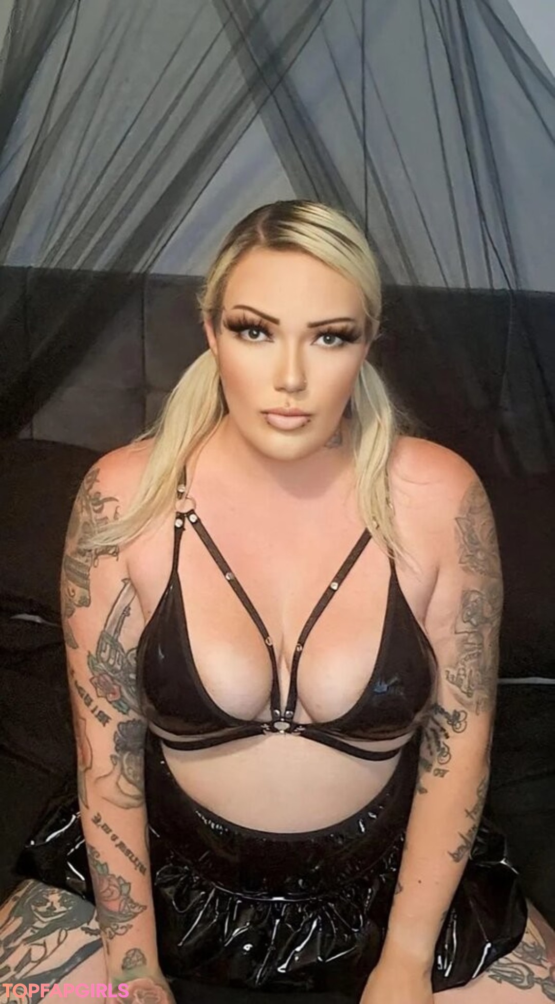 Foto desnuda filtrada de OnlyFans de Cherrybombxxx #6 Foto desnuda filtrada de OnlyFans de Cherrybombxxx #6