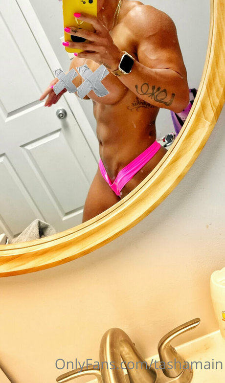 Foto desnuda filtrada de OnlyFans de Tashamain