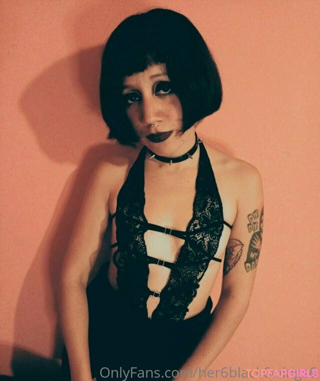 Foto desnuda filtrada de OnlyFans de Mistresswinona #3 Foto desnuda filtrada de OnlyFans de Mistresswinona #3