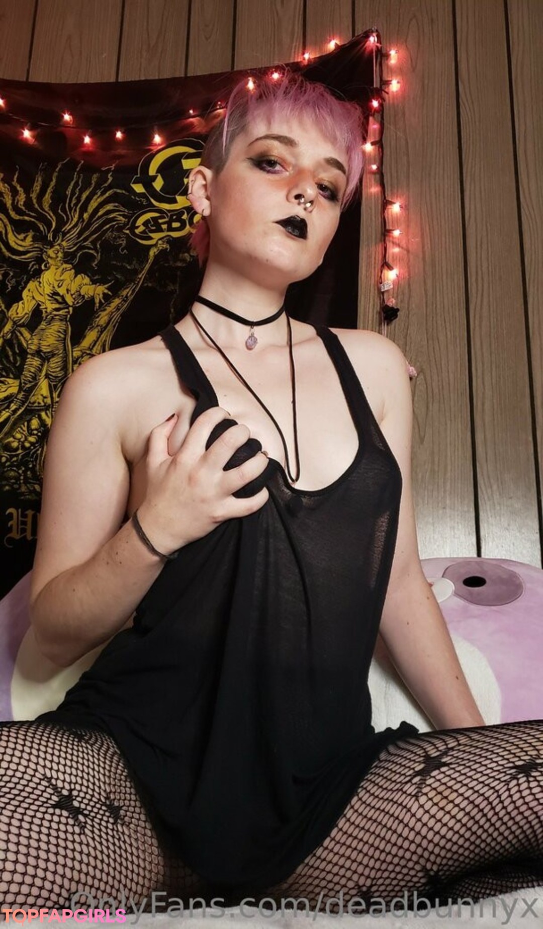 Foto desnuda filtrada de OnlyFans de Deadbunnyx #54 Foto desnuda filtrada de OnlyFans de Deadbunnyx #54