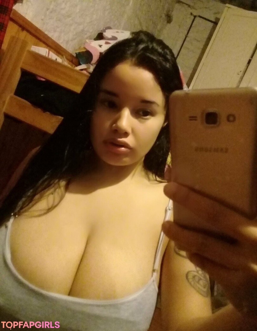 Foto desnuda filtrada de OnlyFans de Madelaniexx #5 Foto desnuda filtrada de OnlyFans de Madelaniexx #5