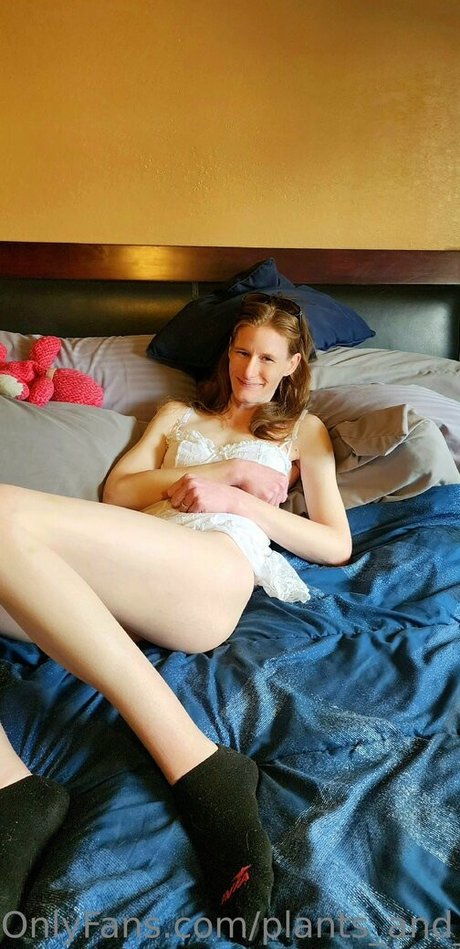 Plants_and_piercings