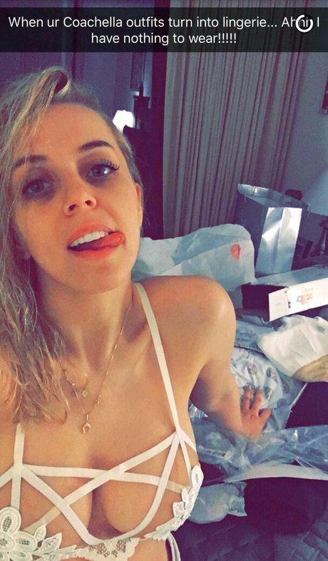 Foto desnuda filtrada de OnlyFans de Violet Benson