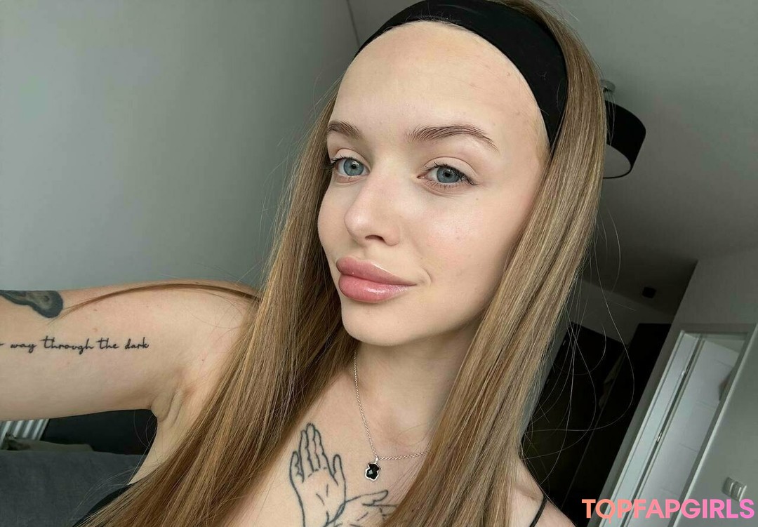 Foto desnuda filtrada de OnlyFans de Valerieflor #89 Foto desnuda filtrada de OnlyFans de Valerieflor #89