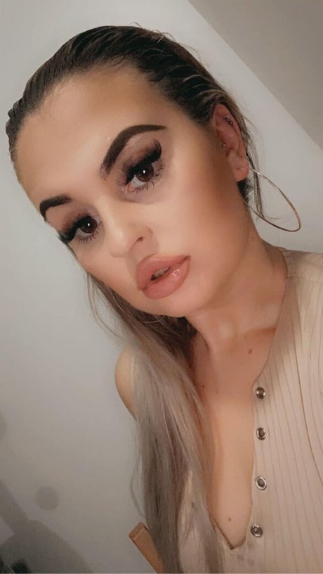 Foto desnuda filtrada de OnlyFans de Darcy Ingle