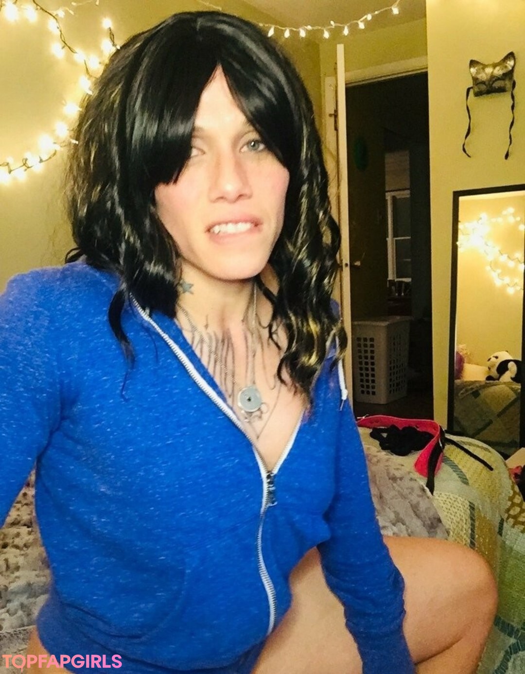 Foto desnuda filtrada de OnlyFans de Goddessraine420 #24 Foto desnuda filtrada de OnlyFans de Goddessraine420 #24