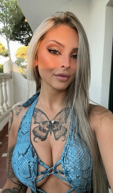 Foto desnuda filtrada de OnlyFans de Lenschafluture