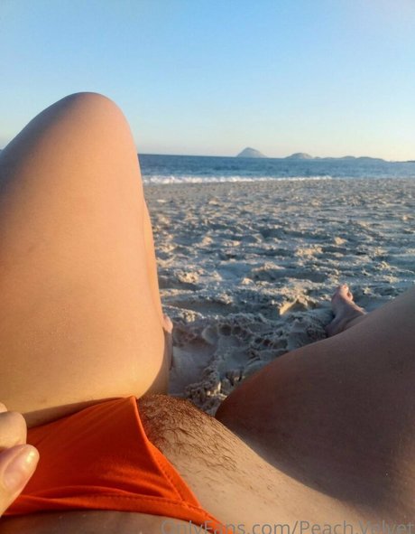 Foto desnuda filtrada de OnlyFans de Casal Peachvelvet