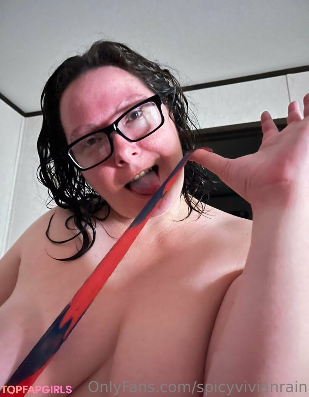 Foto desnuda filtrada de OnlyFans de Spicyvivianrain #29 Foto desnuda filtrada de OnlyFans de Spicyvivianrain #29