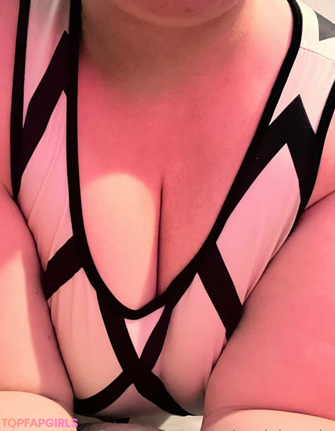 Foto desnuda filtrada de OnlyFans de Spicyvivianrain #58 Foto desnuda filtrada de OnlyFans de Spicyvivianrain #58