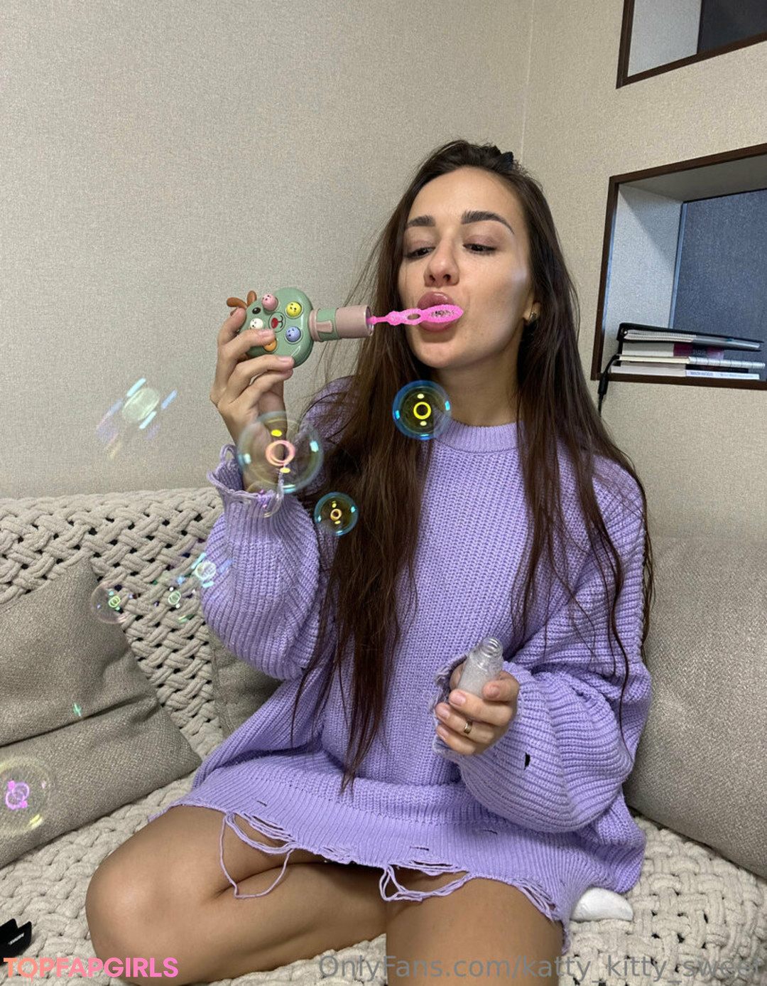 Foto desnuda filtrada de OnlyFans de Kitty Katty #16 Foto desnuda filtrada de OnlyFans de Kitty Katty #16