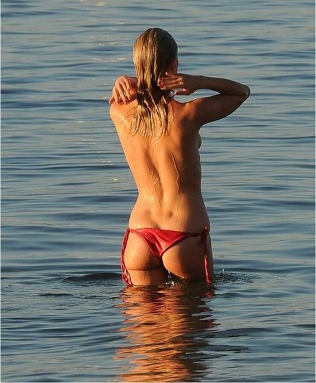 Foto desnuda filtrada de OnlyFans de Kimberly Garner