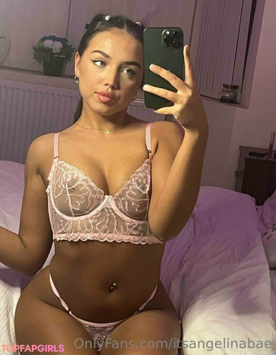Foto desnuda filtrada de OnlyFans de Itsangelinabae #2 Foto desnuda filtrada de OnlyFans de Itsangelinabae #2