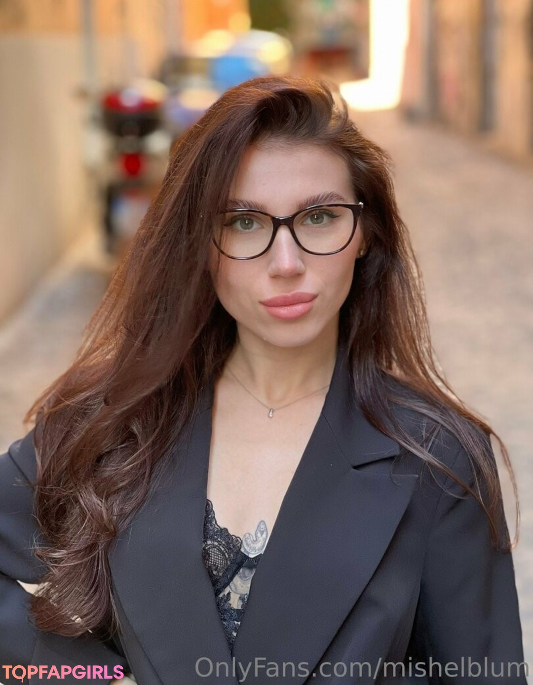 Foto desnuda filtrada de OnlyFans de Divinelaura #12 Foto desnuda filtrada de OnlyFans de Divinelaura #12