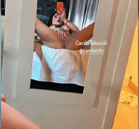 Camila Takeuchi
