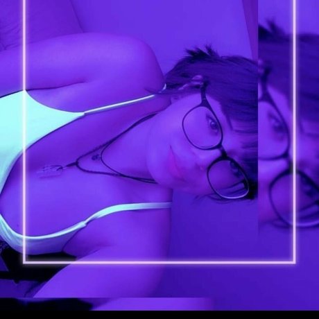 Foto desnuda filtrada de OnlyFans de Ivorymeadowlark