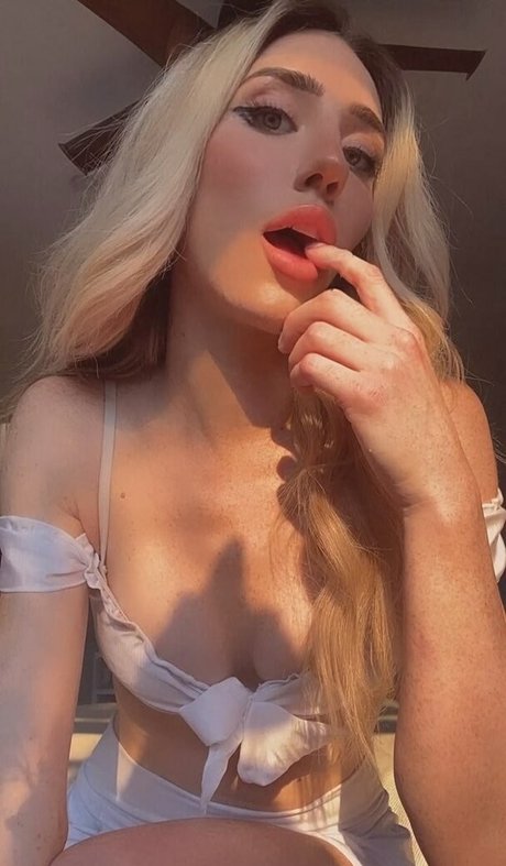 Foto desnuda filtrada de OnlyFans de Skyler Grey