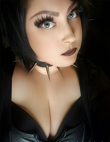 Foto desnuda filtrada de OnlyFans de Frauleinvivicalee