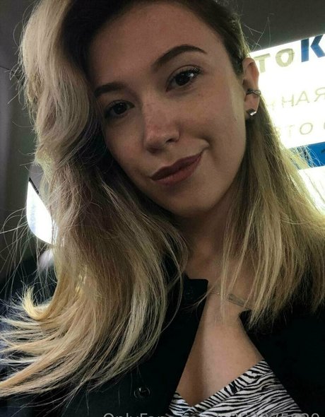 Emillyxo