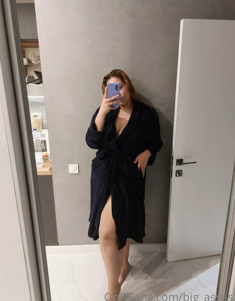 Curvyiris