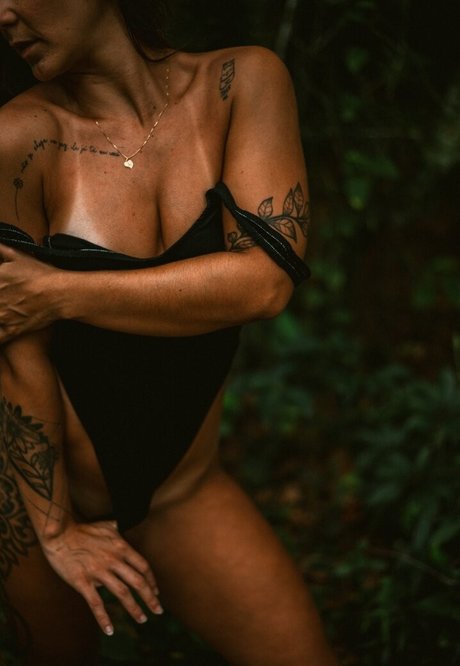 Ana E