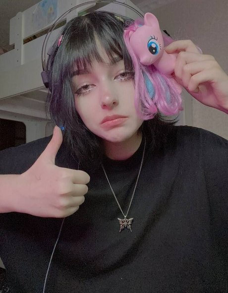 Foto desnuda filtrada de OnlyFans de Qusakabi