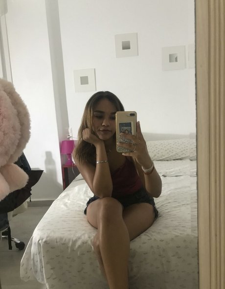 Foto desnuda filtrada de OnlyFans de Ginnet