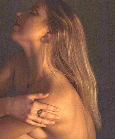 Foto desnuda filtrada de OnlyFans de Lia Swan