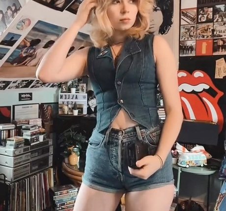 Issy Allen