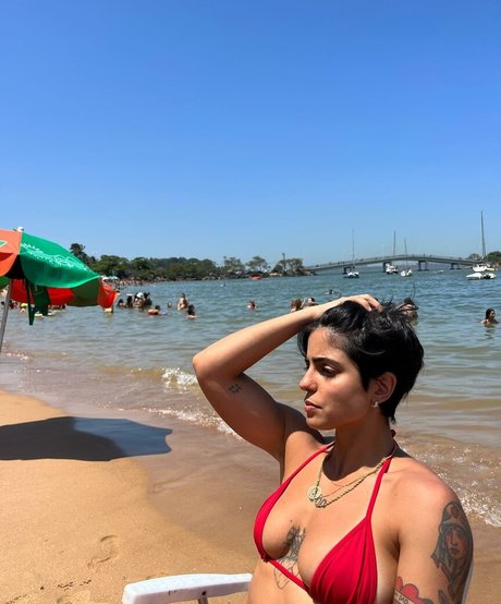 Foto desnuda filtrada de OnlyFans de Arianelcrd