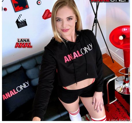 Foto desnuda filtrada de OnlyFans de Peachylanaxo