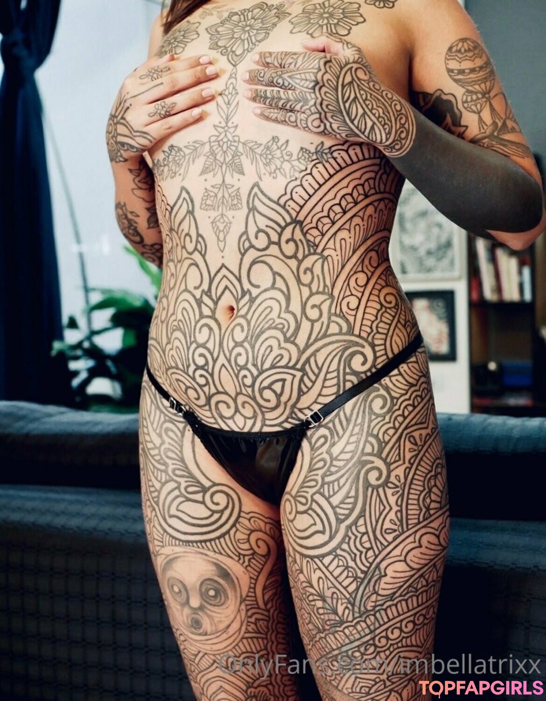 Foto desnuda filtrada de OnlyFans de Imbellatrixx #48 Foto desnuda filtrada de OnlyFans de Imbellatrixx #48