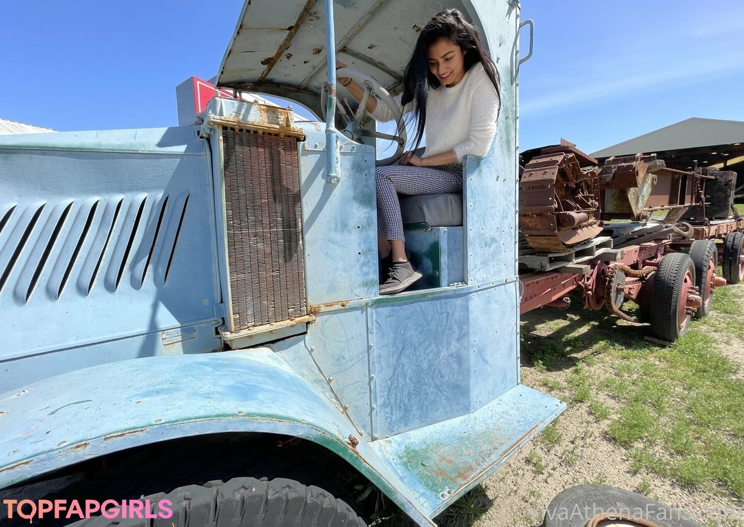 Foto desnuda filtrada de OnlyFans de Vivaathena #14 Foto desnuda filtrada de OnlyFans de Vivaathena #14