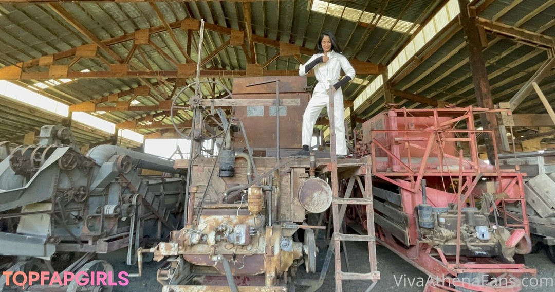 Foto desnuda filtrada de OnlyFans de Vivaathena #47 Foto desnuda filtrada de OnlyFans de Vivaathena #47