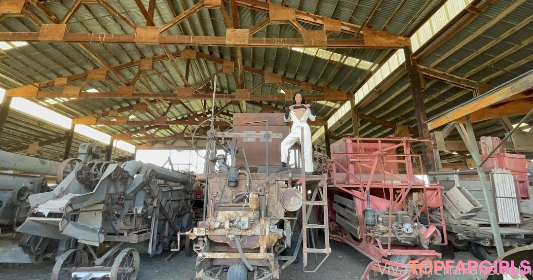 Foto desnuda filtrada de OnlyFans de Vivaathena #48 Foto desnuda filtrada de OnlyFans de Vivaathena #48