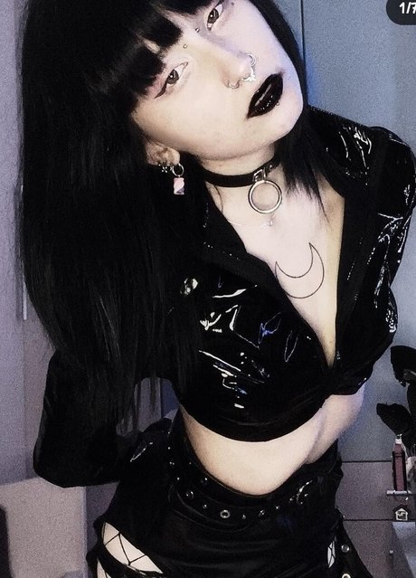 Insaneinternetgrl