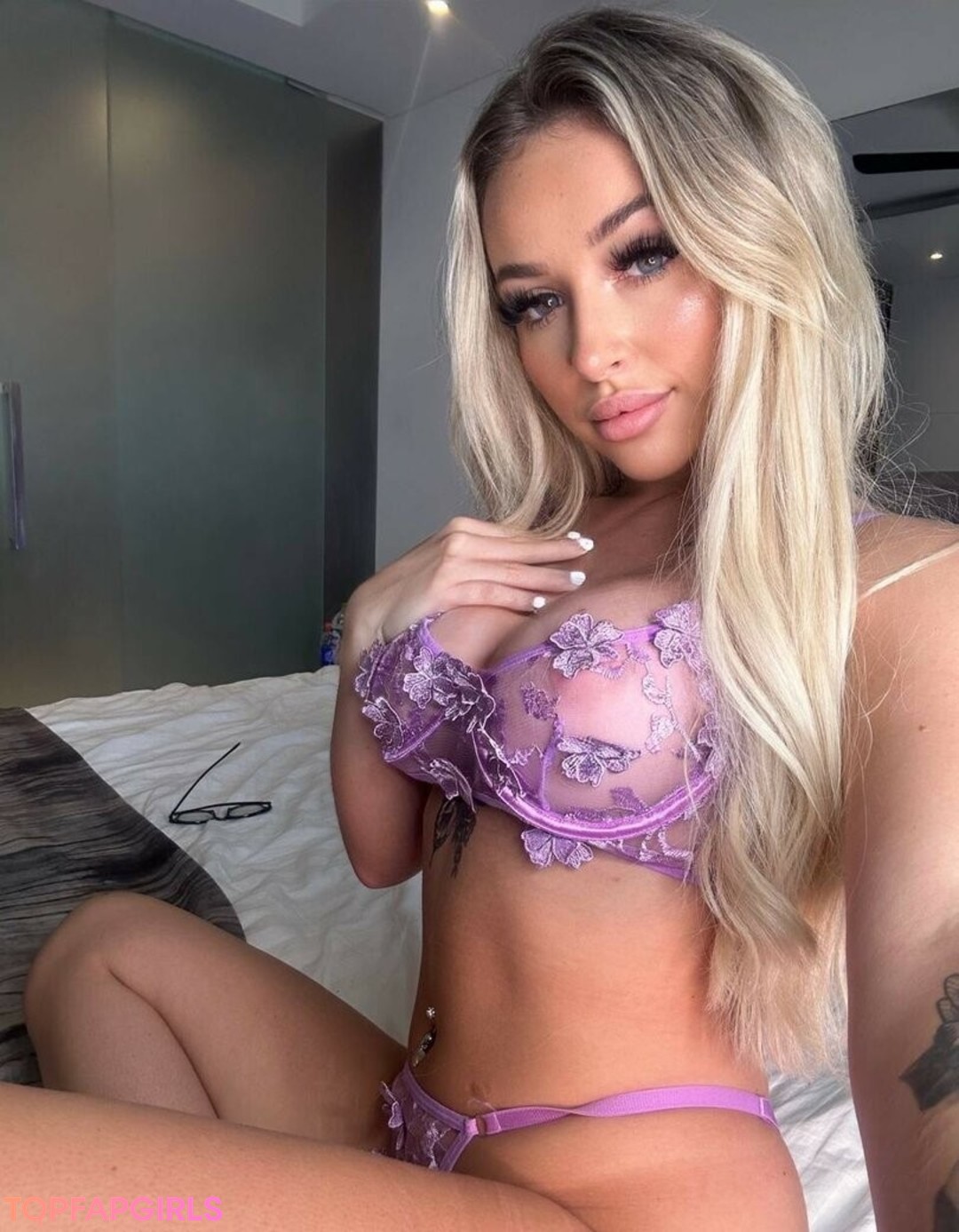 Foto desnuda filtrada de OnlyFans de Sophielouise1x #7 Foto desnuda filtrada de OnlyFans de Sophielouise1x #7