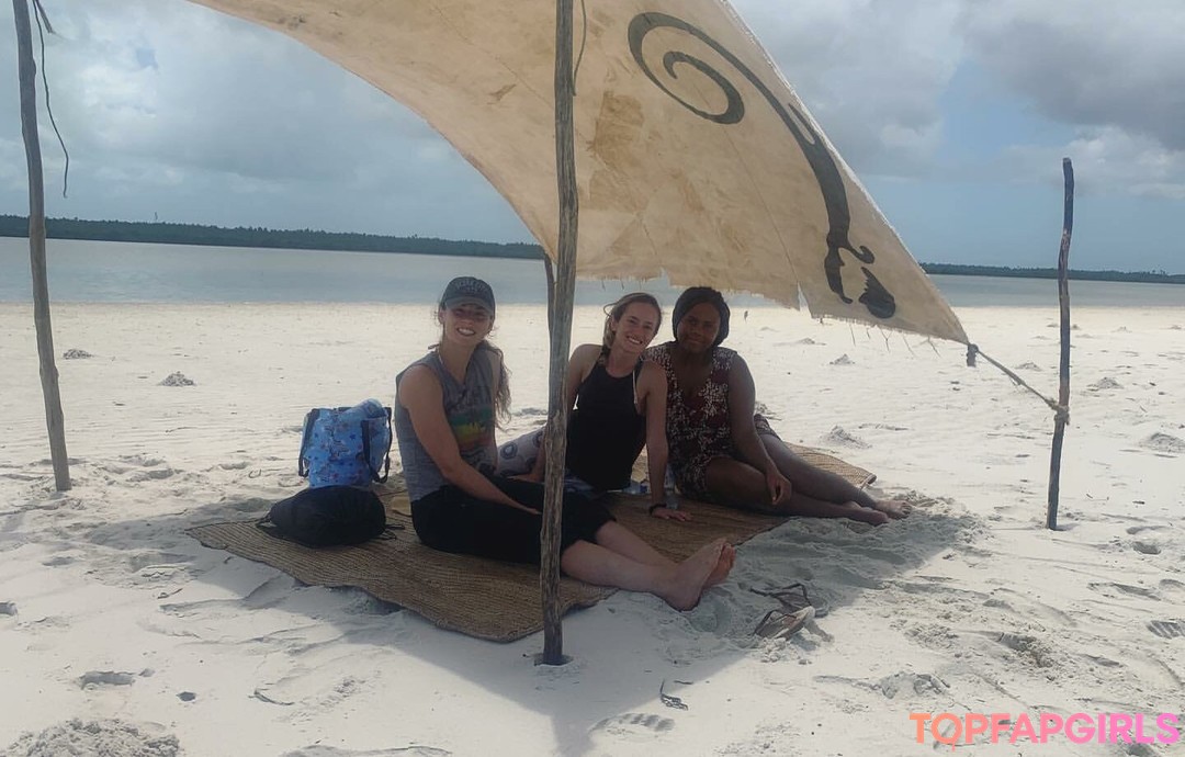 Foto desnuda filtrada de OnlyFans de Kaila Petrosino #13 Foto desnuda filtrada de OnlyFans de Kaila Petrosino #13