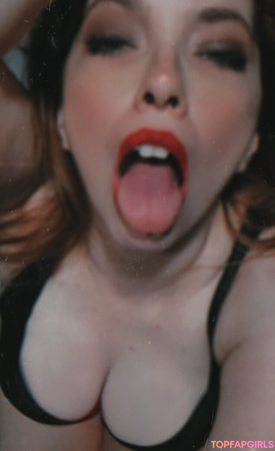 Foto desnuda filtrada de OnlyFans de Sp00kyghoul #26 Foto desnuda filtrada de OnlyFans de Sp00kyghoul #26