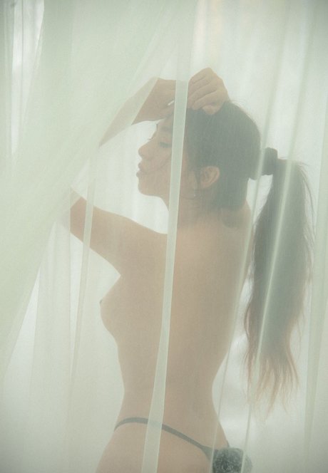 Foto desnuda filtrada de OnlyFans de Mercury Nguyen