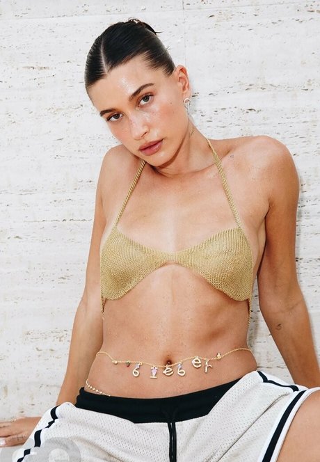 Hailey Baldwin