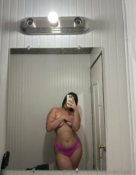 Foto desnuda filtrada de OnlyFans de Xokaidenceexo