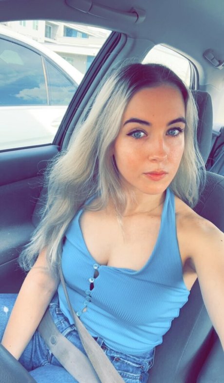 Foto desnuda filtrada de OnlyFans de Emilycc