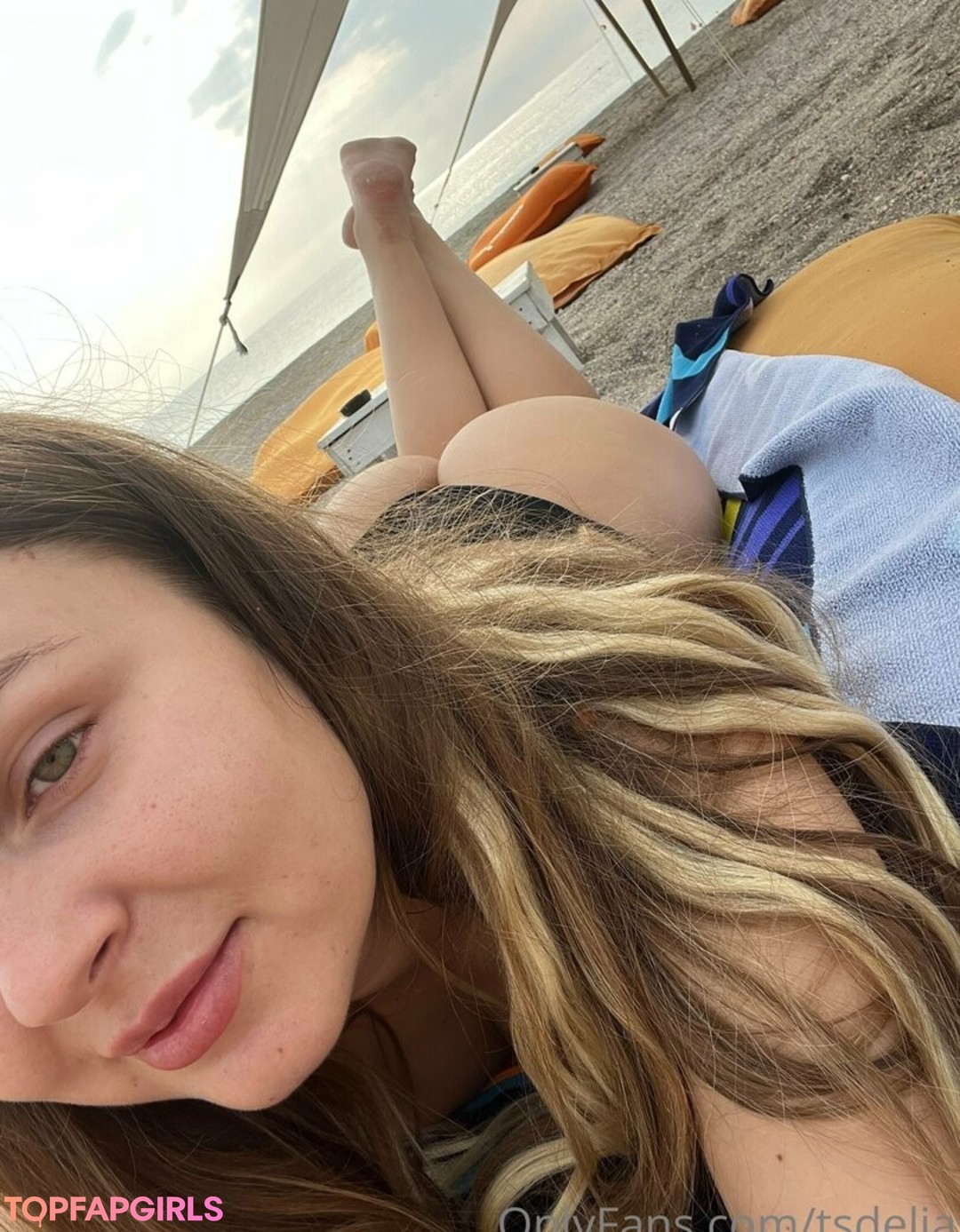 Foto desnuda filtrada de OnlyFans de Deliamalkova #33 Foto desnuda filtrada de OnlyFans de Deliamalkova #33