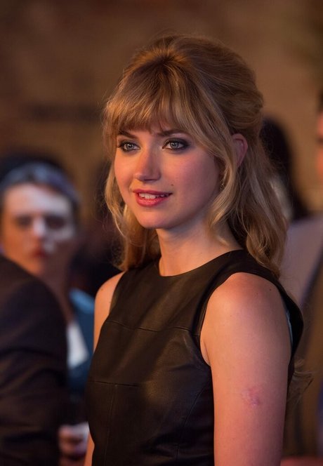 Foto desnuda filtrada de OnlyFans de Imogen Poots