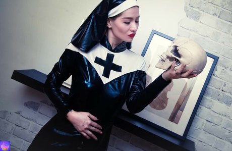 Ivy Divino